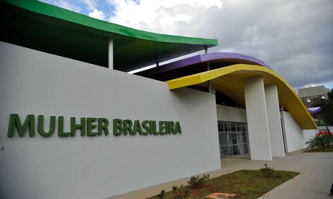 Acordo viabiliza construção de 40 Casas da Mulher Brasileira até 2026
