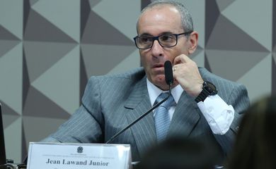Relação de Bolsonaro com mensagens de Lawand divide CPMI do Golpe