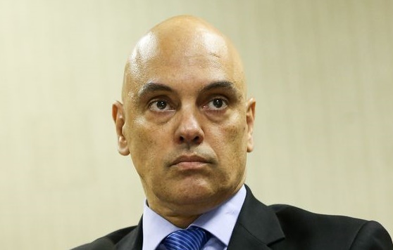 Casal envolvido em ataques a Alexandre de Moraes presta depoimento à PF nesta terça-feira