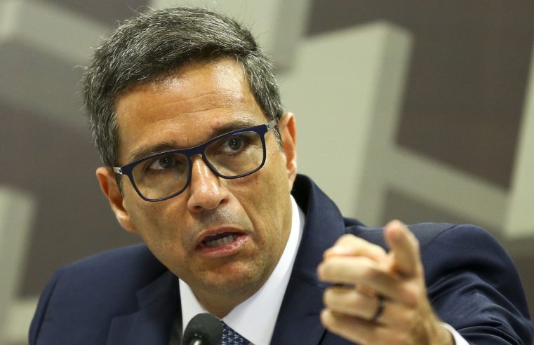 Consumidor poderá fazer compras com crédito via Pix, diz Campos Neto
