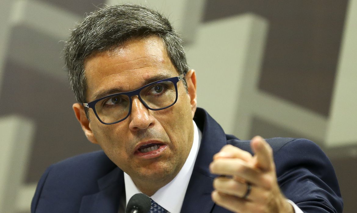 Consumidor poderá fazer compras com crédito via Pix, diz Campos Neto