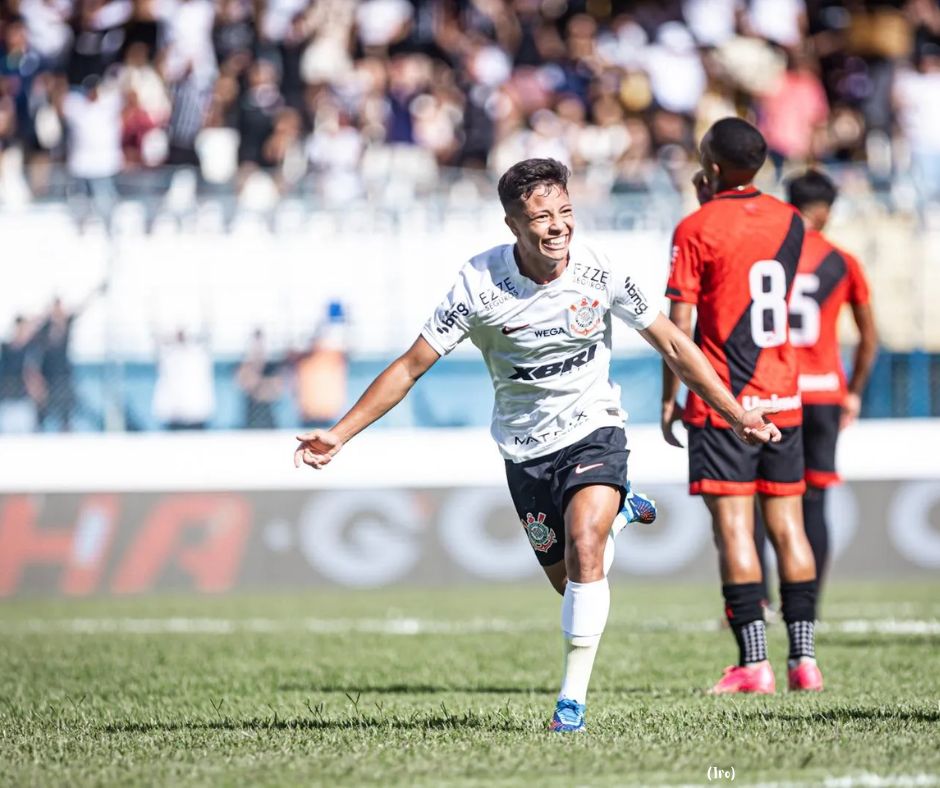 Atlético Goiano para no Corinthians