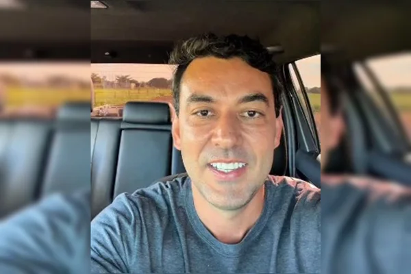 Filho morto por secretário é enterrado sob forte comoção em Goiás